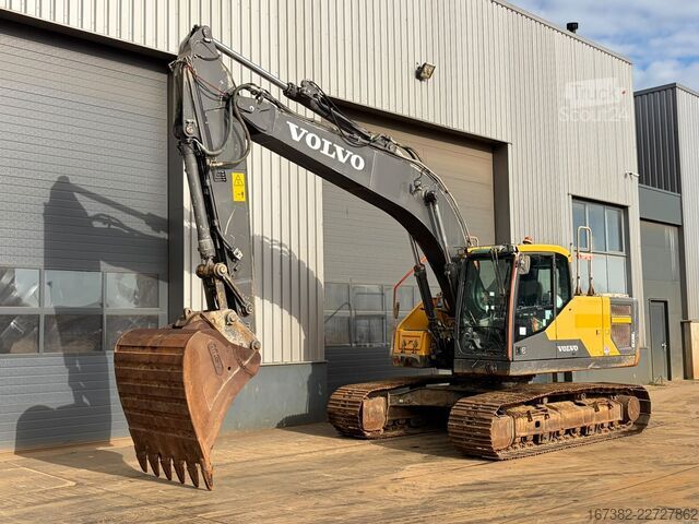 гусеничный экскаватор Volvo EC220EL