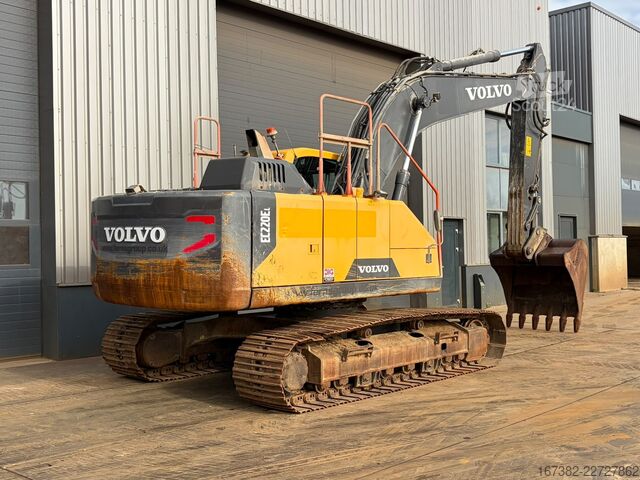 гусеничный экскаватор Volvo EC220EL
