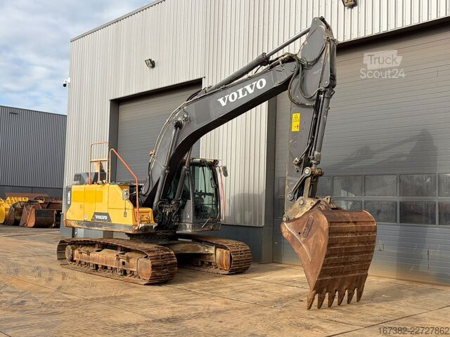 гусеничный экскаватор Volvo EC220EL