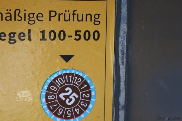 Scissor lift Holland Lift Ecostar HL-9710 Electric, 12m Working Height, 325k