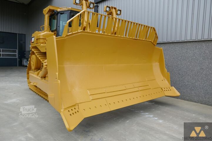 Buldozeris Caterpillar D9R