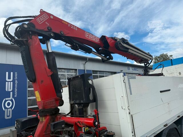 Camión de plataforma MAN TGX 26.470 Euro 6 Abrollkipper mit Ladekran