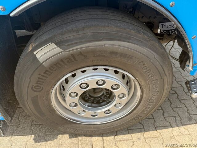 Camión de plataforma MAN TGX 26.470 Euro 6 Abrollkipper mit Ladekran
