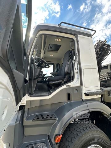 رافعة مثبتة على شاحنة MERCEDES-BENZ Arocs 2545 Kipper/Kran/6x4-4/Lenkachse/128 tkm