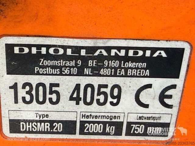 Koeloplegger Schmitz Cargobull Tiefkühler Standard Ladebordwand