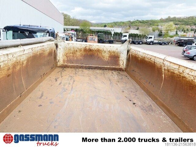 Remolque volquete trilateral Schmitz ZKI 18-4.9 Stahlbordwände, ca. 10,3m³