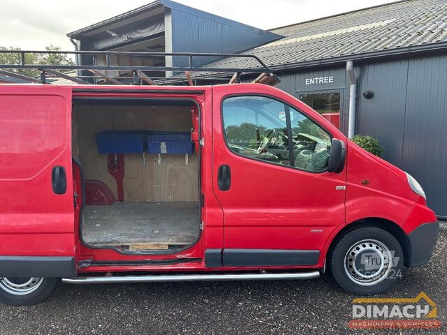 Bestelbus Opel VIVARO L1H1 - airco - NL voertuig - APK FEB 202...