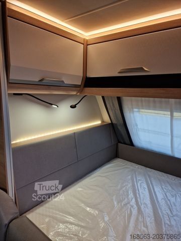 Wohnwagen KNAUS SĂDWIND 580 QS BLACK SELECTION MJ26 LP 48.068€