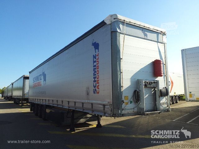 Open semitrailer with tarp Schmitz Cargobull Semitrailer Curtainsider Standard