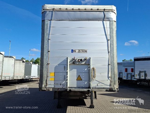 Naczepa otwarta z plandeką Schmitz Cargobull Curtainsider Standard Getränke