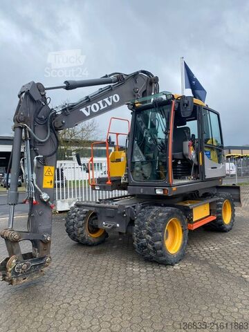 Wheel excavator Volvo EWR 130 E