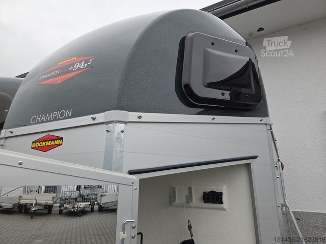 Remorque à chevaux Böckmann Champion Esprit SKA Paket 100 kmH grün