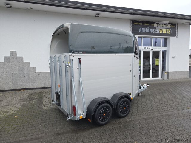 Remorque à chevaux Böckmann Champion Esprit SKA Paket 100 kmH grün