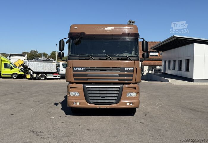 Platós teherautó ponyvával DAF XF 105.410 4x2 Plane/HB / Swiss-Vehicle