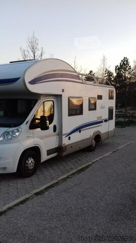 Alkoof camper Bürstner Levanto A576
