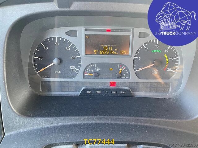 Posuvná plachta Mercedes-Benz Axor 1828