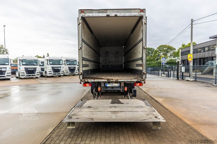  RENAULT D19 280 DTI+DHOLLANDIA 3T.