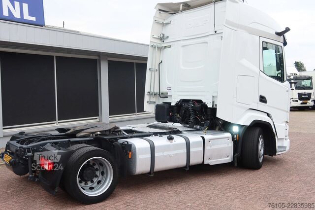  DAF XF 450 Ft Mega-trekker