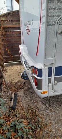 Teilintegriertes Wohnmobil Dethleffs Globebus T 011