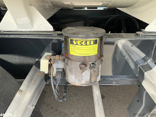 Vehicul de aspirație Man TGX 18.400 ADR trekker  + Burg met Bekker LaGra...
