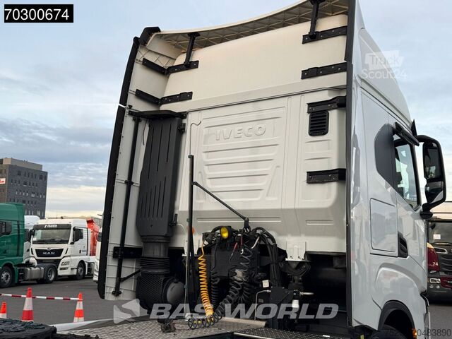 Standaard trekker Iveco S-Way 460 NP 4X2 LNG! NL-Truck Retarder 2xTanks...