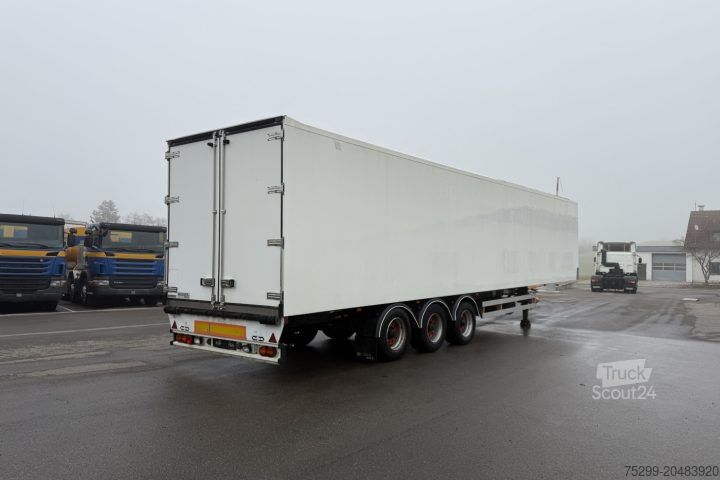 Chladírenský návěs Van Hool 3B0045 Thermoking / Swiss-Vehicle