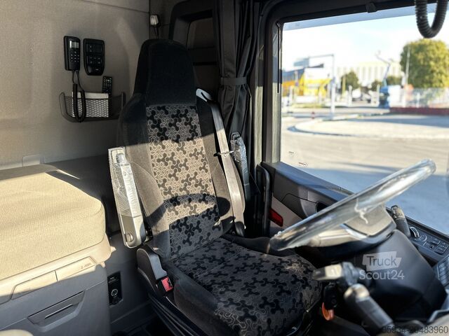 стандардни путни тегљач SCANIA SCANIA S 520 4x2 NB Full-Air