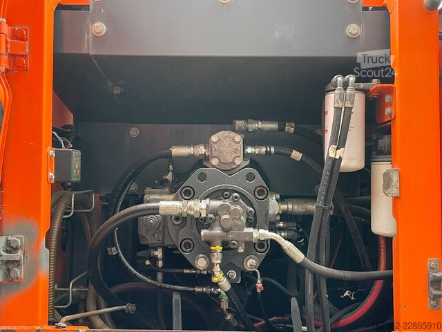 ερπυστριοφόρος εκσκαφέας Doosan DX255LC-5