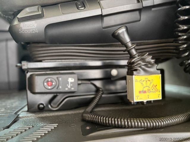 Стандартный седельный тягач MERCEDES-BENZ ACTROS 1846 4x4 HAD Euro 6 Kipphydraulik