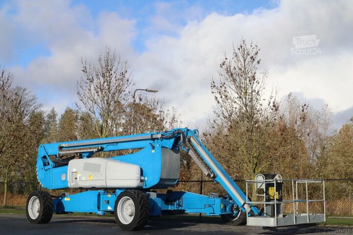 Pont élévateur à ciseaux Genie ZX-135/70 | 43 METER | 272 KG