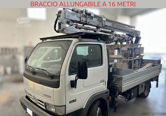 Lastbilsmonterad arbetsplattform Nissan Cabstar