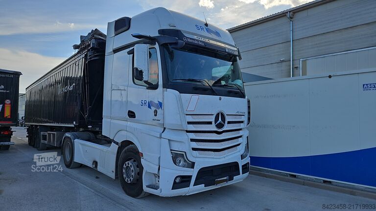 τυπική μονάδα τράκτορα Mercedes-Benz Actros 1848
