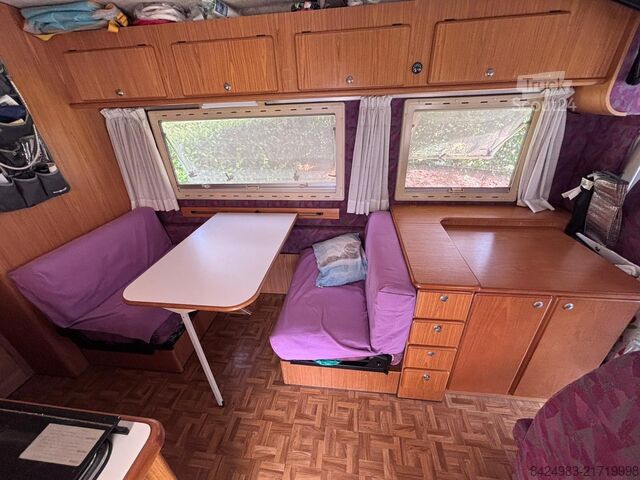 Autorulotă semi-integrată Wingamm Oasi 620