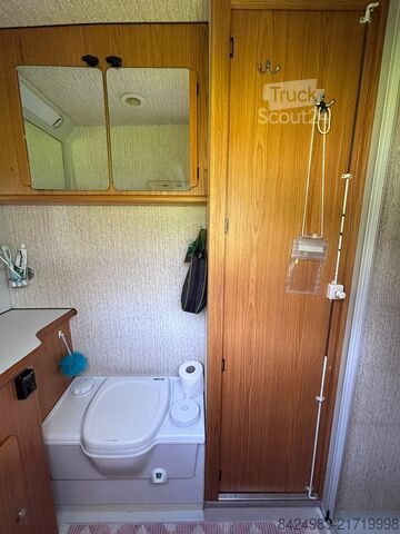 Autorulotă semi-integrată Wingamm Oasi 620