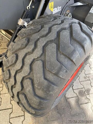 Balirka za okrogle bale CLAAS Variant 385 RC Pro