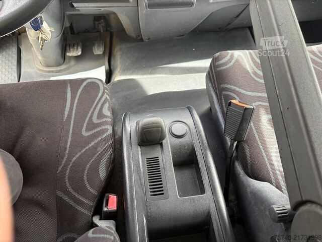 Drsna ponjava Iveco EUROCARGO 90E18 + EURO 5 + LOW KM + 3 STOELEN