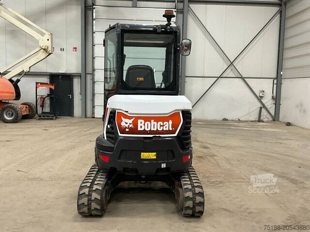 Mini-pelle Bobcat E 26