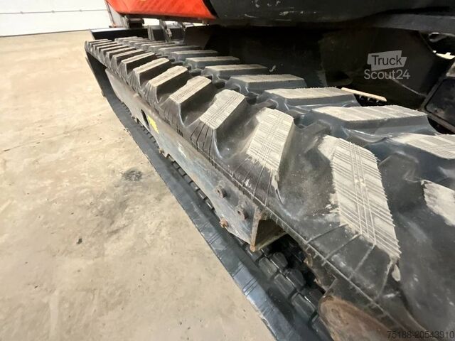 Mini excavator Kubota U 27-4