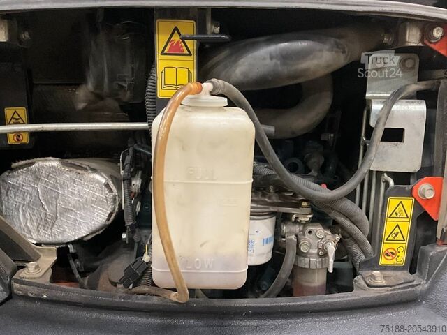 Mini excavator Kubota U 27-4