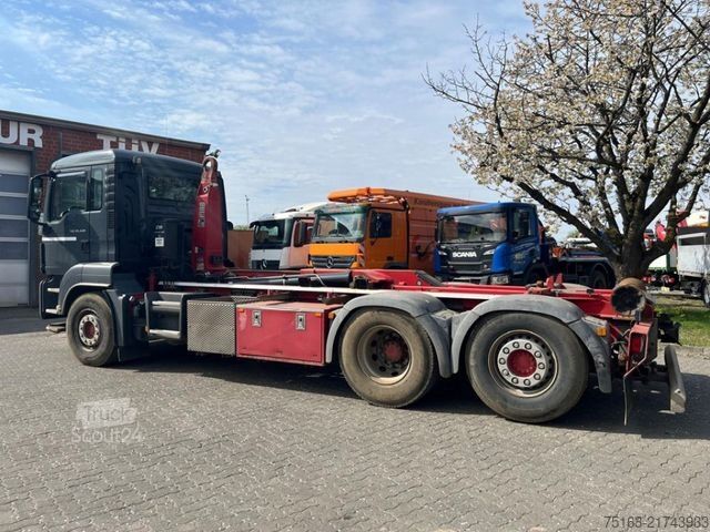 Ruloninė konteinerinė savivartis MAN TG-S 26.440 6x2-2 BL Abrollkipper Schub/Knickarm