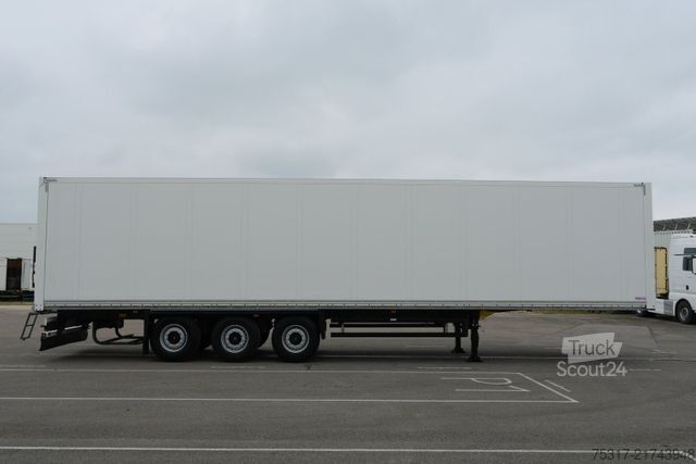 Dobozos félpótkocsi SCHMITZ CARGOBULL SKO 24 / DOPPELSTOCK / ROLLTOR nur 155000 km