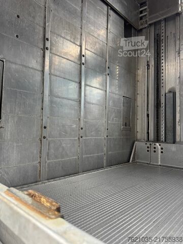 ημιρυμουλκούμενο μεταφοράς ζώων Pezzaioli SBA31