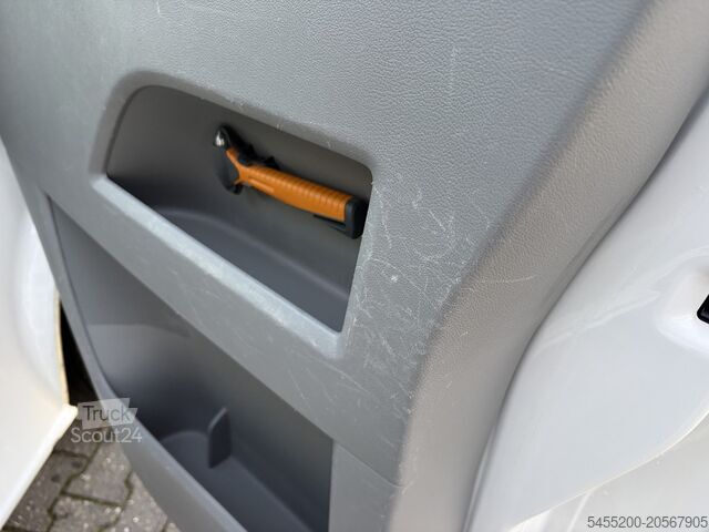 Személyszállító busz VW Transporter Kombi 2.0 TDI DSG Automaat L1H1 BTW...