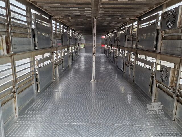 Trasporto del bestiame CUPPERS 3 deck livestock trailer - Water & Ventilation ...