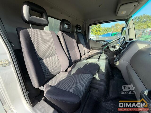 Kofer nissan NT500 bakwagen - zilvergrijs - airco - euro 6 -