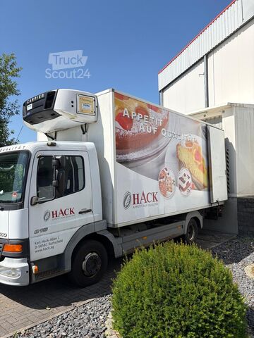Rashladni kamion Mercedes-Benz Atego 815