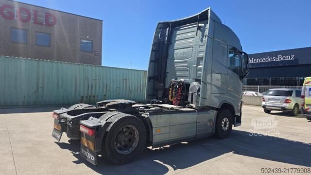 Tracteur routier standard Volvo FH 500