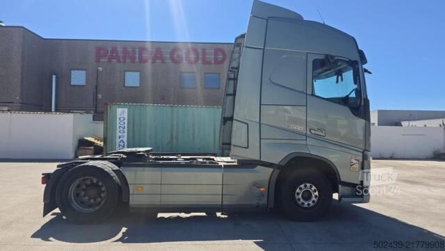 Tracteur routier standard Volvo FH 500
