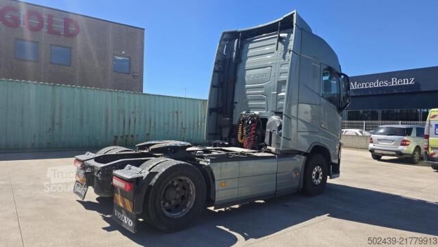 Tracteur routier standard Volvo FH 500
