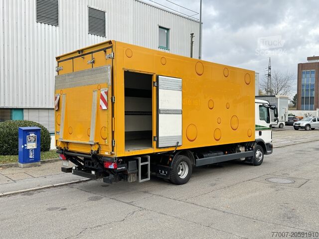 Camión frigorífico con plataforma elevadora MAN TGL 12.250 Tiefkühlkoffer 6m LBW E6 Klim